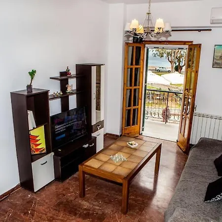 Center, Sea View Apartment, Amelia! *