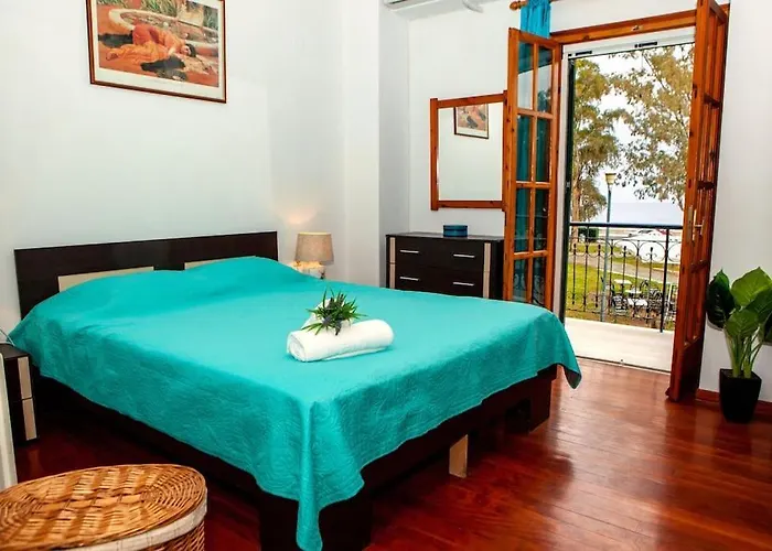 Center, Sea View Apartment, Amelia!